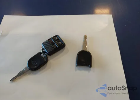 2006 Ford Focus Zx4 from USA, damaged, VIN 1FAFP34N16W243728